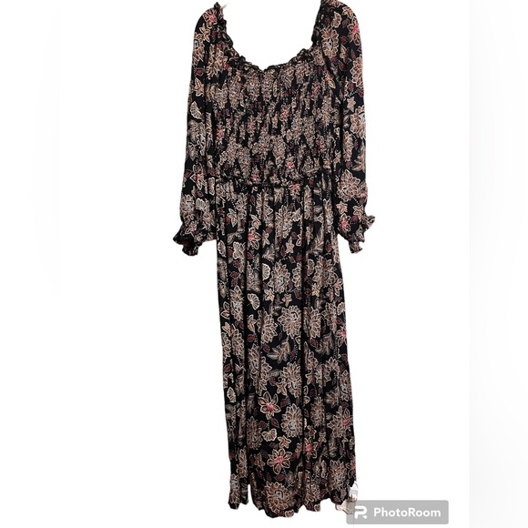 Iconique Angie Flared Sleeve Dress